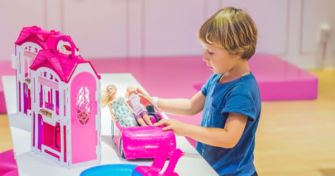 Klischeefreiheit im Kinderzimmer - Wenn mein Sohn mit Puppen spielt! | apomio Gesundheitsblog