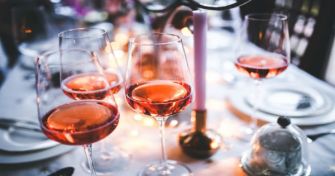 Mythen rund um den Alkohol | apomio Gesundheitsblog