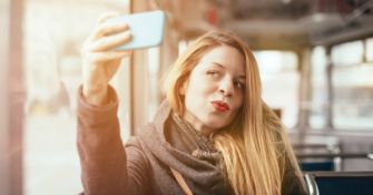 Narzissmus im Zeitalter von Selfie, Instagram & Co. | apomio Gesundheitsblog