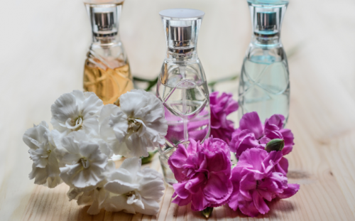 Parfum kann auch in der Apotheke gekauft werden - apomio.de Gesundheitsblog